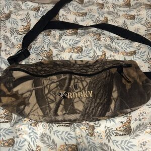 Rocky Woodland Hunting Camo Waist Bag with Hand Holes